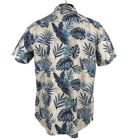 Quicksilver Small or Childs Hawaiian Aloha Shirt Button Down Casual EUC Blue - Picture 2 of 7